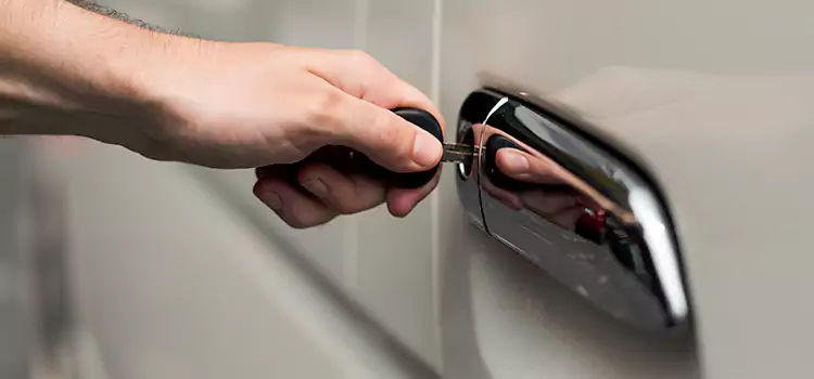 Why Choose Our Auto Locksmith Team in Melville, NY?